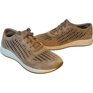 Dansko Womens Charlie Sneakers Beige Suede Perforated Lace Up Low Top EU 40 9.5